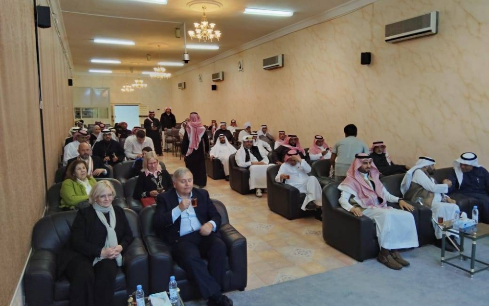 جمعية أدبي الطائف تقيم اﻷمسية الرابعة من برنامج مديد بأمسية الورد من الدار إلى الشعر