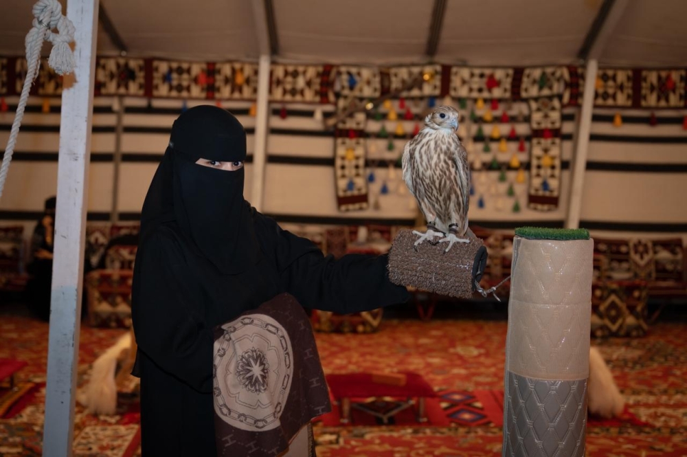 صور.. شتوية وبحر.. لمسة وفاء من جمعية السرطان لـ 150 مستفيداً
