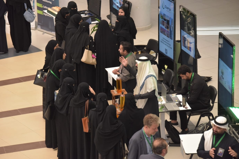 بإدارة 18 طالبة.. انطلاق أضخم تجمع بيئي يربط الصناعة بالتعليم في الشرقية