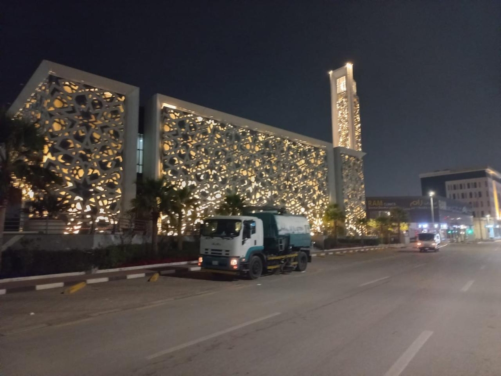 الشرقية.. غسيل 1000 مسجد ورفع 1500 طن نفايات يوميًا في رمضان