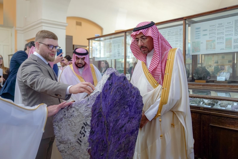 بعد نشاط مكثف.. الخريّف يختتم مشاركته في منتدى سانت بطرسبورج الدولي