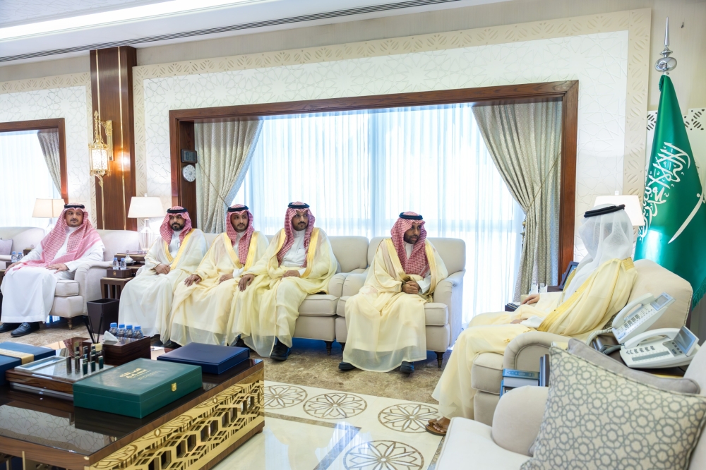 نائب أمير الشرقية يطّلع على إنجازات ومبادرات صندوق تنمية الموارد البشرية بالمنطقة