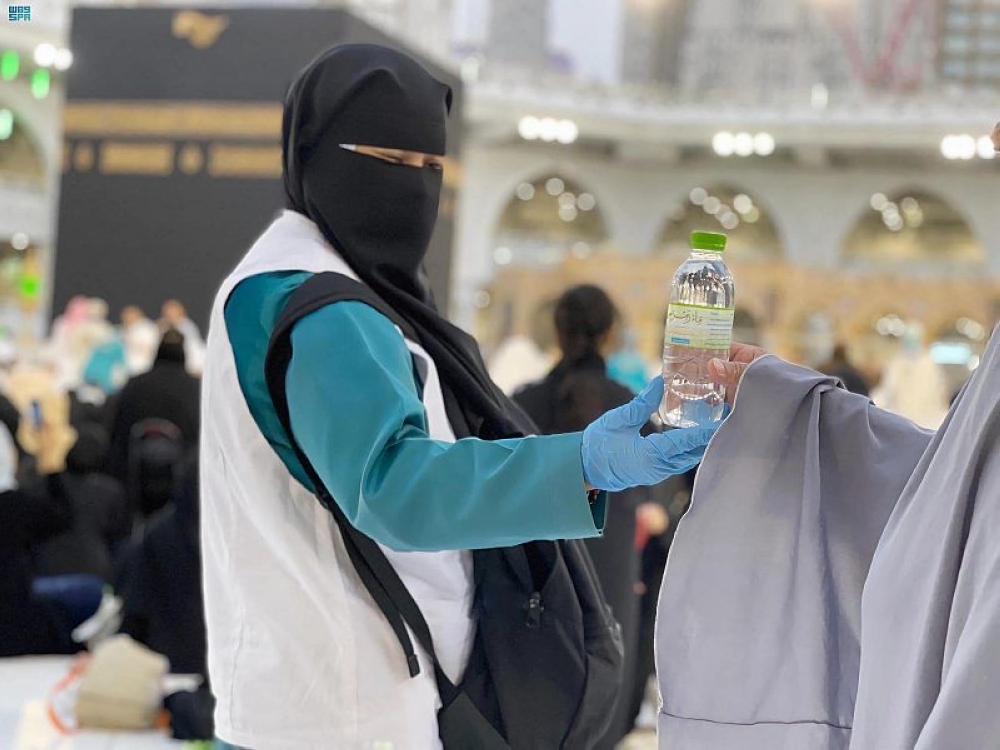 167,346 مستفيدة من الفرص التطوعية لخدمة قاصدات المسجد الحرام 167,346 مستفيدة من الفرص التطوعية لخدمة قاصدات المسجد الحرام