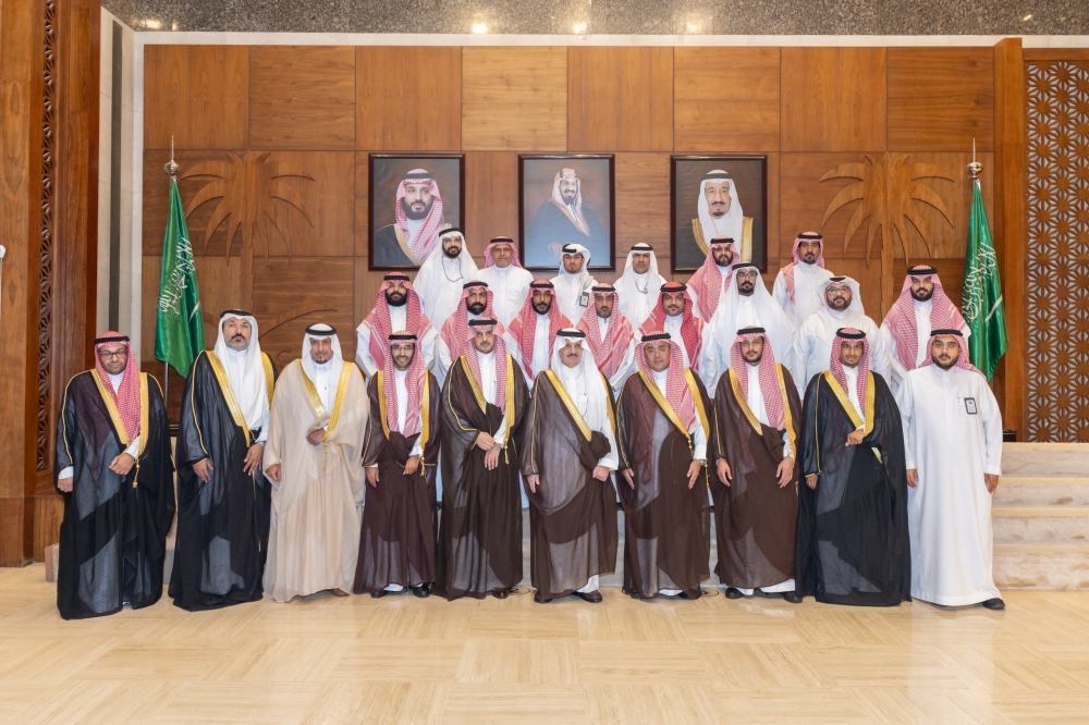 أمير المنطقة الشرقية يطّلع على جهود وإنجازات بنك التنمية الاجتماعية بالمنطقة