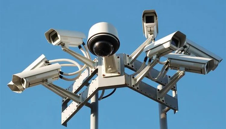 تركيب مئات الكاميرات في مدينة مغربية جديدة تركيب مئات الكاميرات في مدينة مغربية جديدة