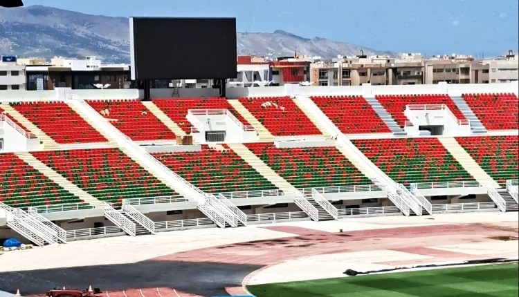 أشغال تأهيل ملعب فاس تكتمل بنجاح ـ صور ـ