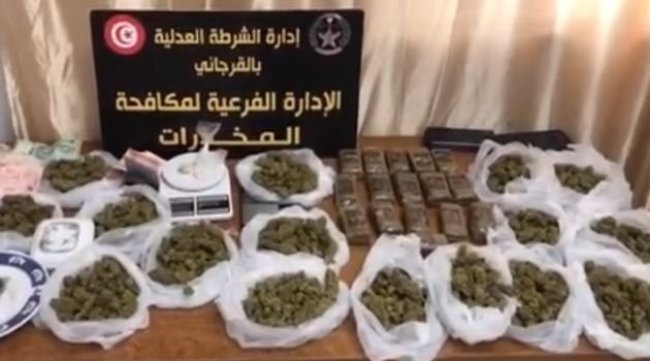 العاصمة : الكشف عن شبكة لترويج المخدرات و حجز 1 كغ من الماريخوانا 