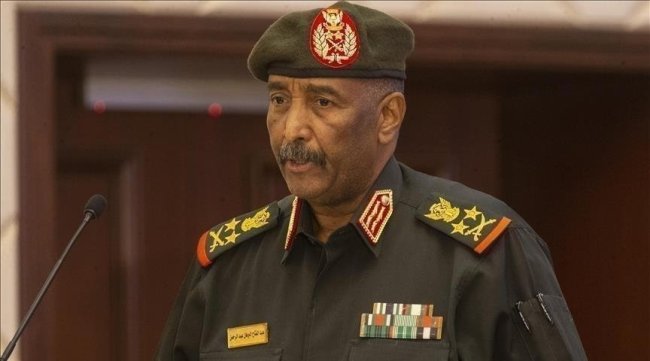 البرهان ينفي انتقادات أمريكية بسيطرة الإخوان على الجيش السوداني