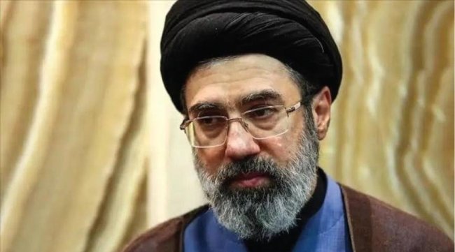 خامنئي: لم نستهدف تركيا وعُمان بهجمات صاروخية