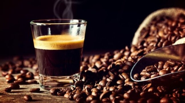 خبر سار لعشّاق القهوة: صحتك في فنجانك اليومي !