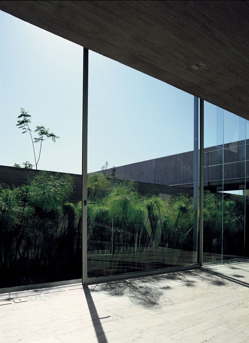 Ocho al Cubo House By Sebastian Irarrazaval housevariety