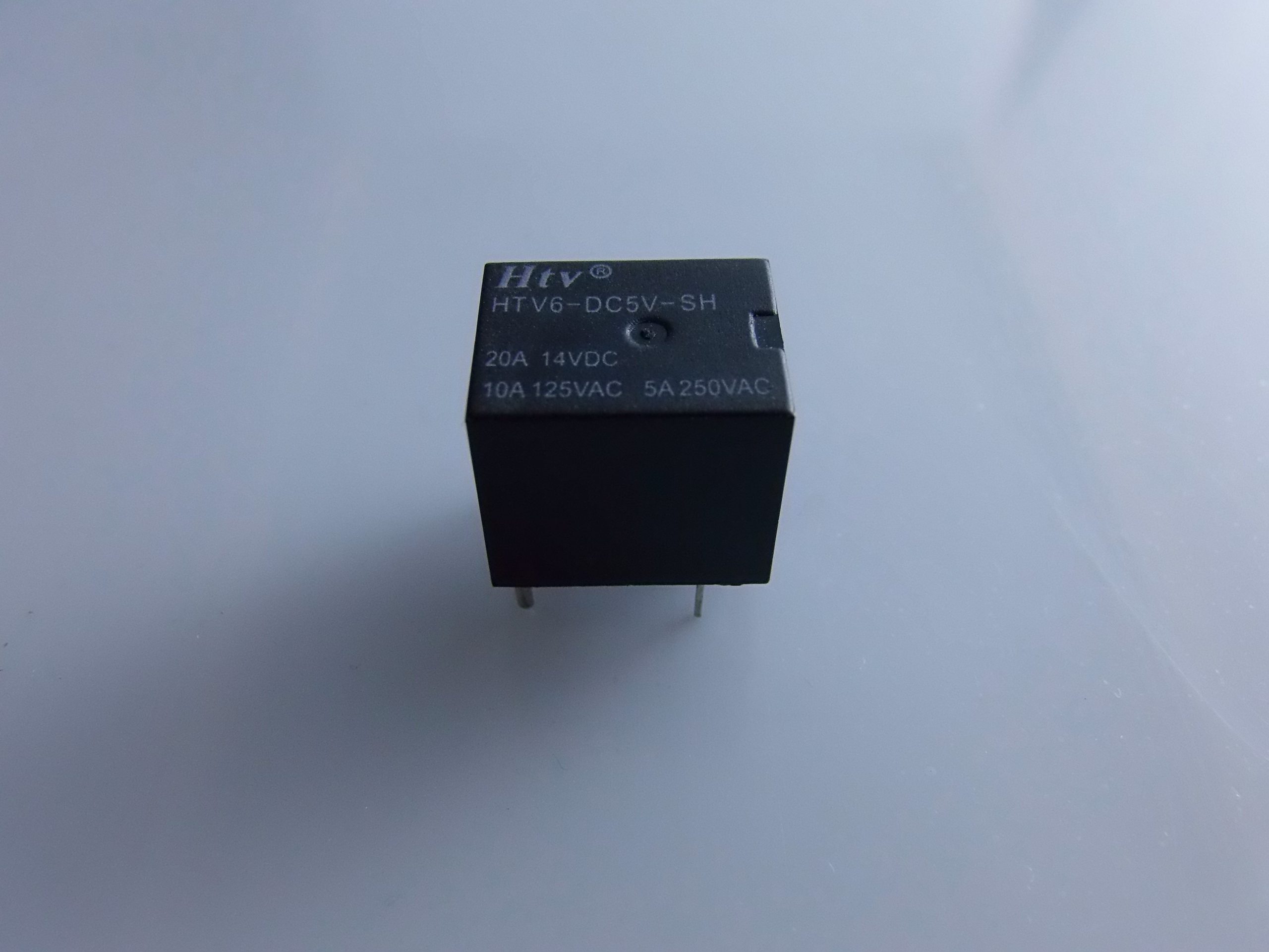 HTV6-DC5V-SH Relè Arduino HTV6-DC5V-SH Relè Arduino