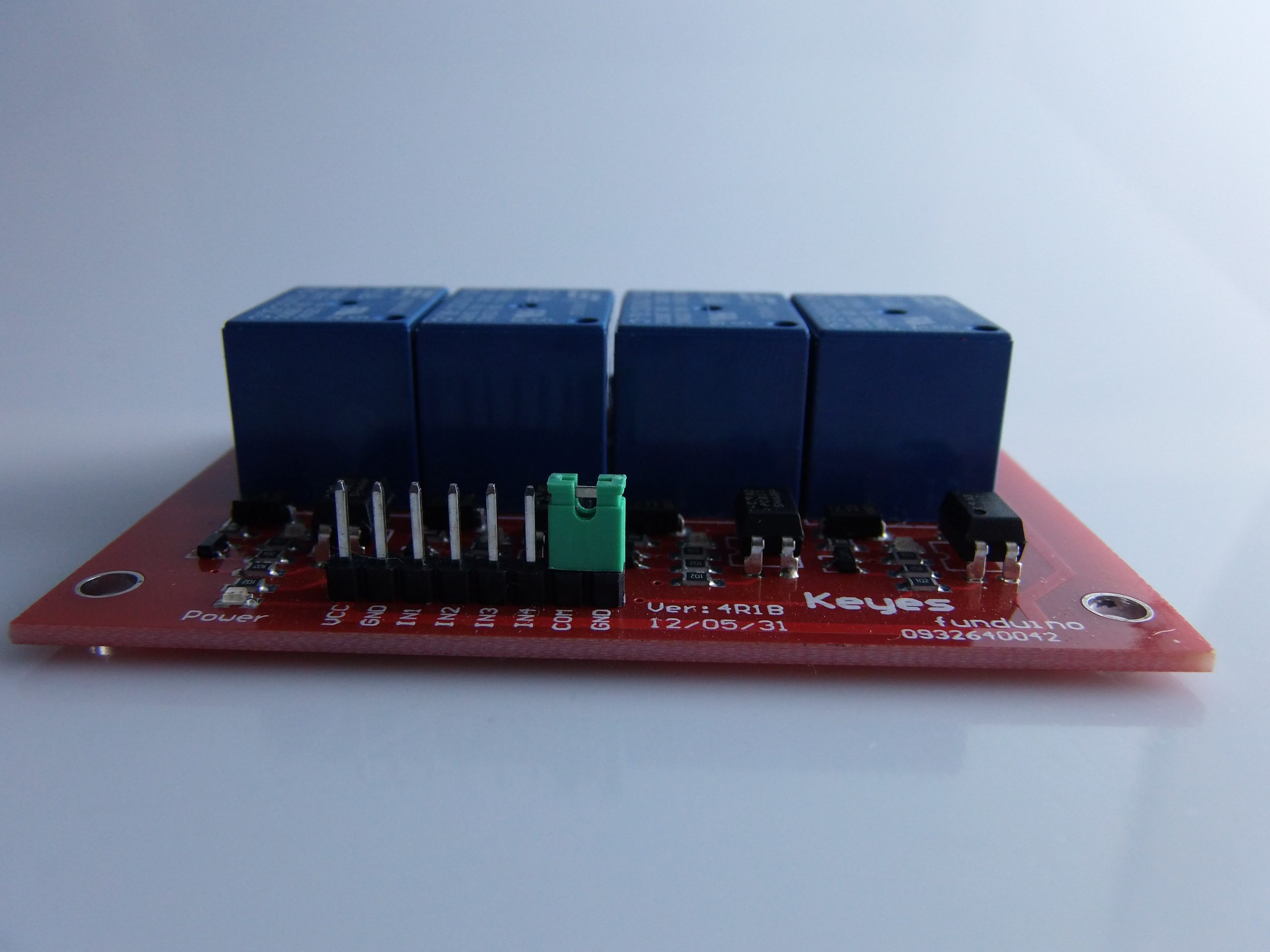 4 Canali 12V Relè Modulo per Arduino PIC ARM AVR DSP 4 Canali 12V Relè Modulo per Arduino PIC ARM AVR DSP