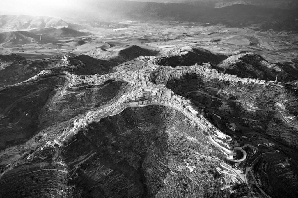 Sicilia: un’isola, tante Sicilie. Armando Rotoletti, Centro Espositivo Antiquarium, Centuripe mostre in Sicilia nell’estate 2026
