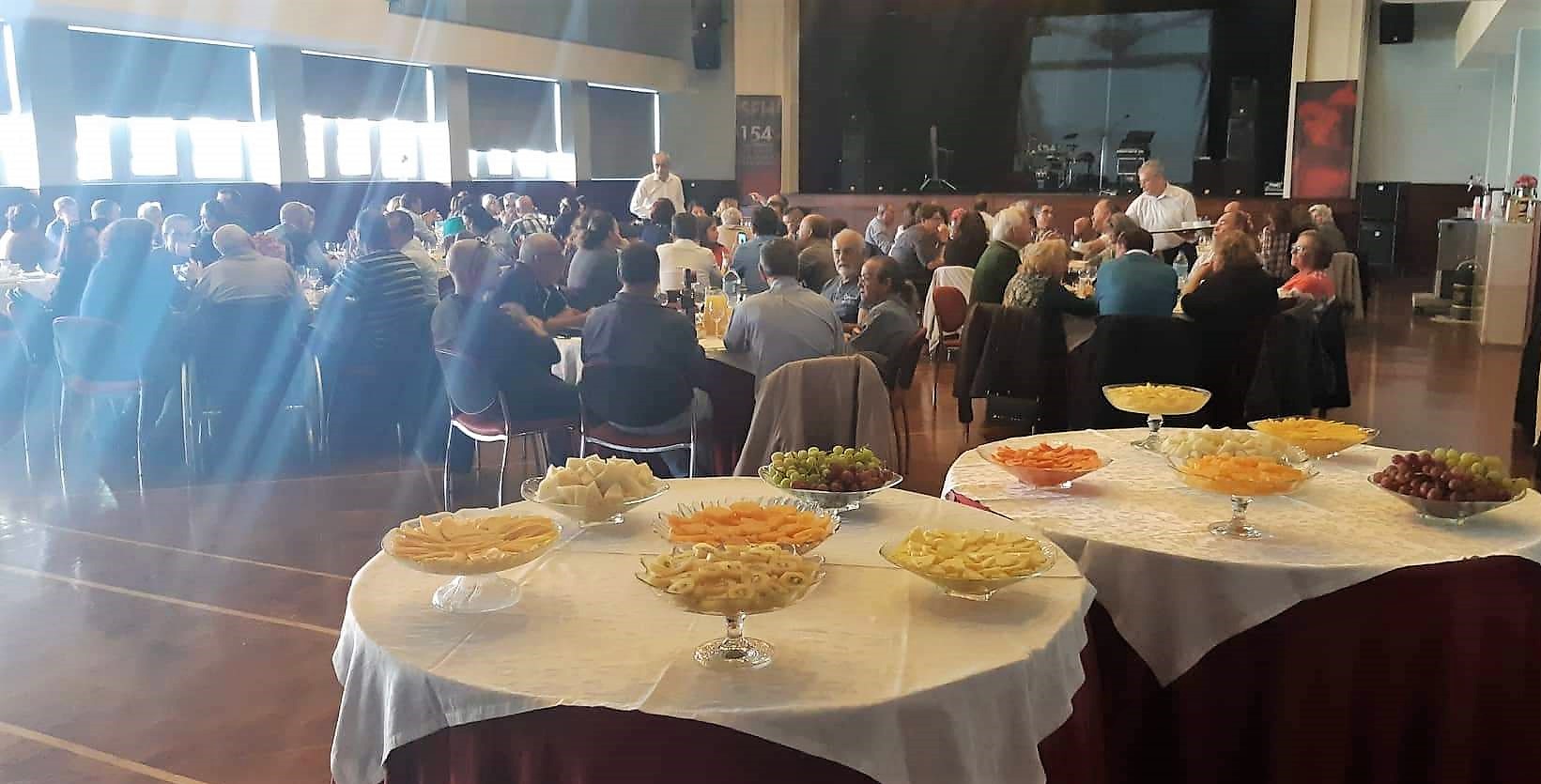 received_551603345291230