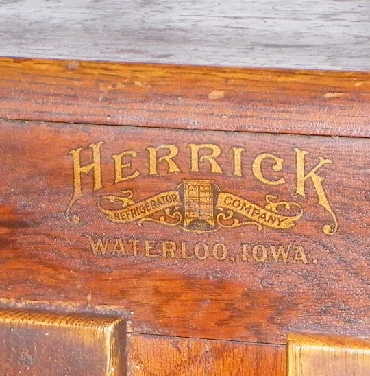 Bertch cabinet manufacturing has been selected as the newest kitchen cabinet. Bargain John's Antiques | Antique Oak Ice Box - Herrick