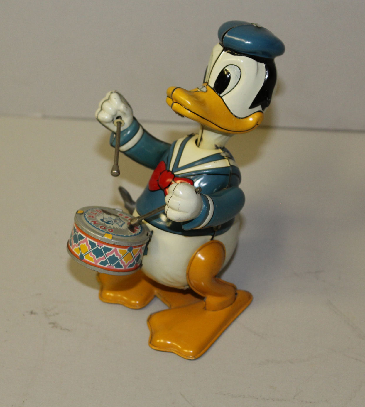 Antique monks benches, antique carved oak monks bench. Bargain John's Antiques | Antique toy Donald Duck Tin Wind