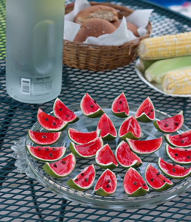 Pour hot water over the dry gelatin mix and stir until the . Creative Watermelon Jello Shots: A Taste Of Summer | Bit Rebels