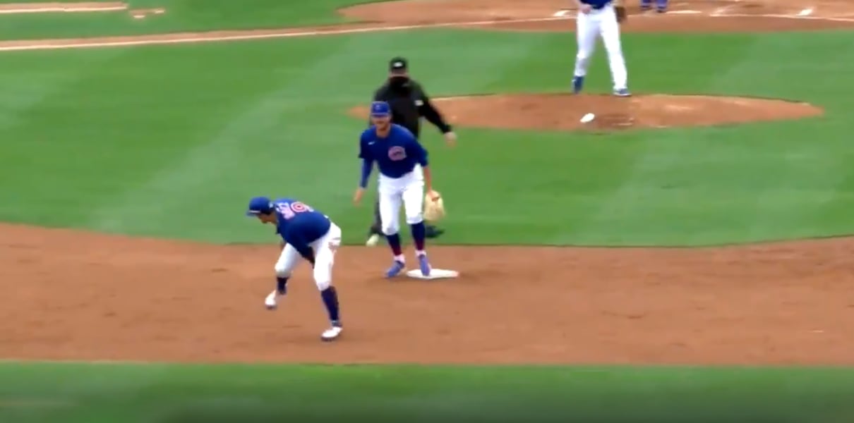 Javier Baez Haircut 2021 . Javy Baez Goes No Look Glove Flip And Between His Legs For The Out At Second Base