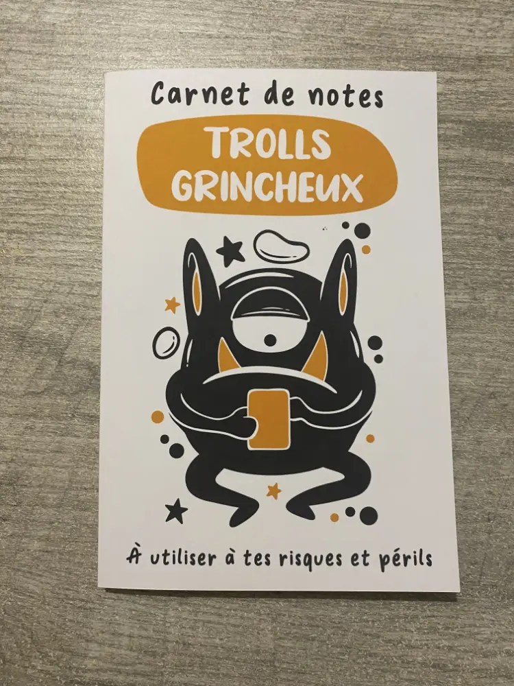 1ère de couverture du carnet de notes Trolls Grincheux