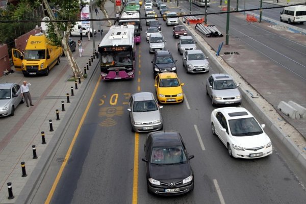İBB Bilim Kurulu'ndan toplu taşımaya özel şerit önerisi Borsatek