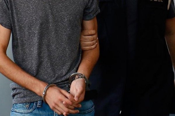 Uçağa bomba ihbarını geç kalan yolcu yapmış Borsatek