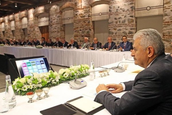 Başbakan işadamlarına 2017'yi anlattı 2 Başbakan işadamlarına 2017'yi anlattı 1 Borsatek