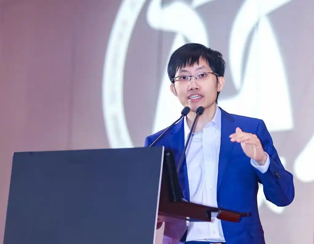 DeepSeek'in kurucusu รin'in milli kahramanฤฑ oldu Borsatek