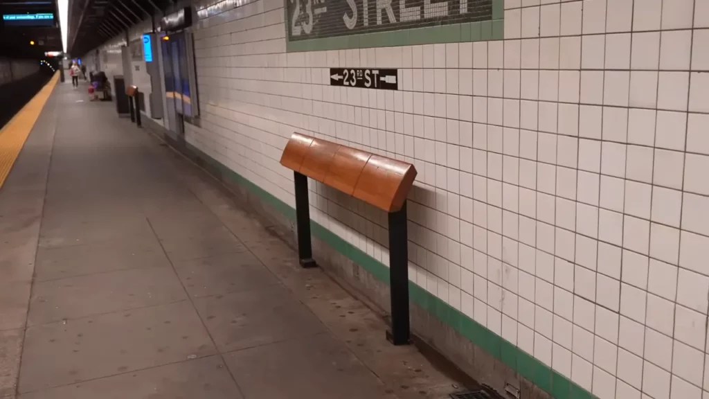 architecture hostile