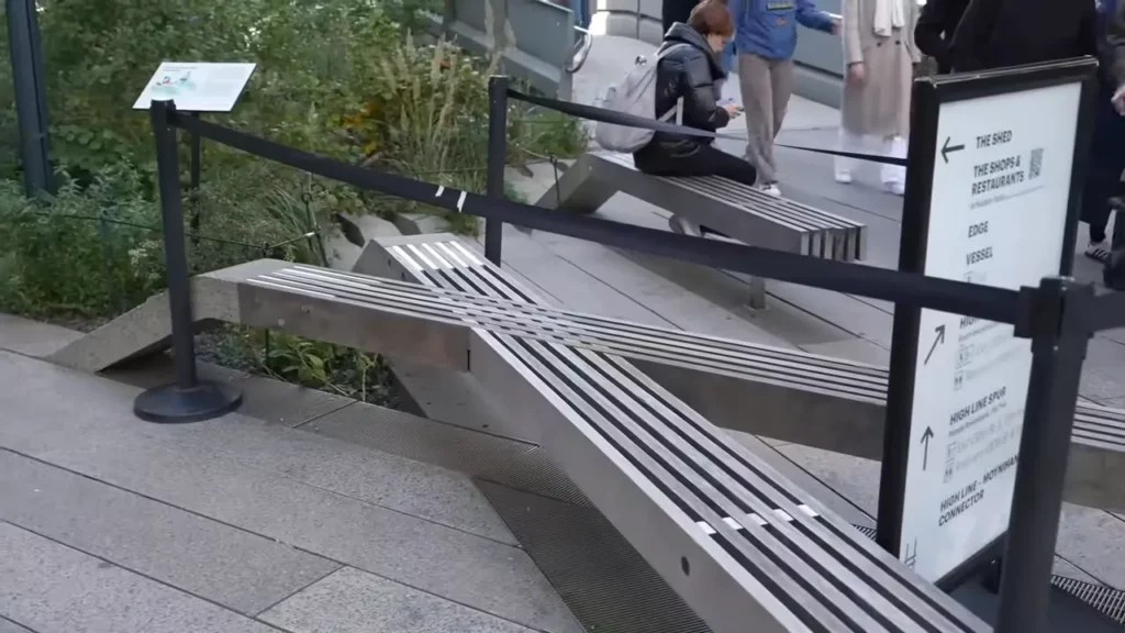 architecture hostile