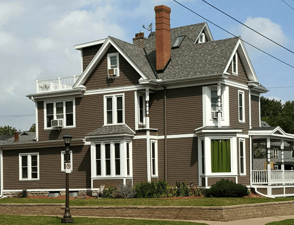 $4,200 to $6,000 · 1,200 square feet . The Ultimate New Roofing Cost Guide For Roof Replacements In The Usa