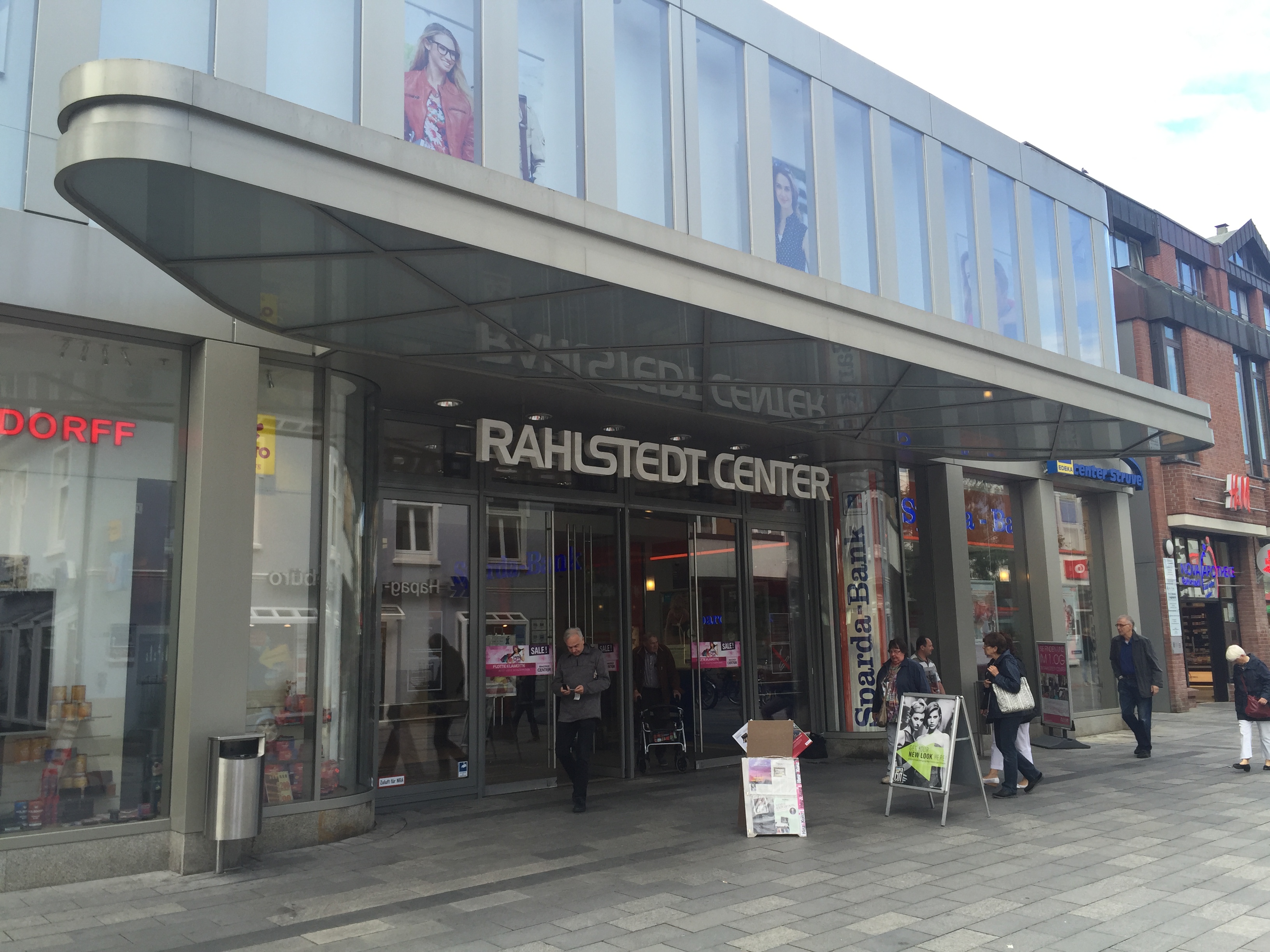 Finde günstige immobilien zur miete in rahlstedt. Rahlstedt CENTER hat einen neuen EigentÃ¼mer