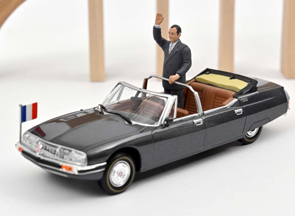 Si ce modèle a servi de véhicule d'apparat . Citroen Sm Presidentielle Republique Francaise 1995 Avec Figurine President Jacques Chirac Voiture De Collection Norev 1 43 Capachat Com