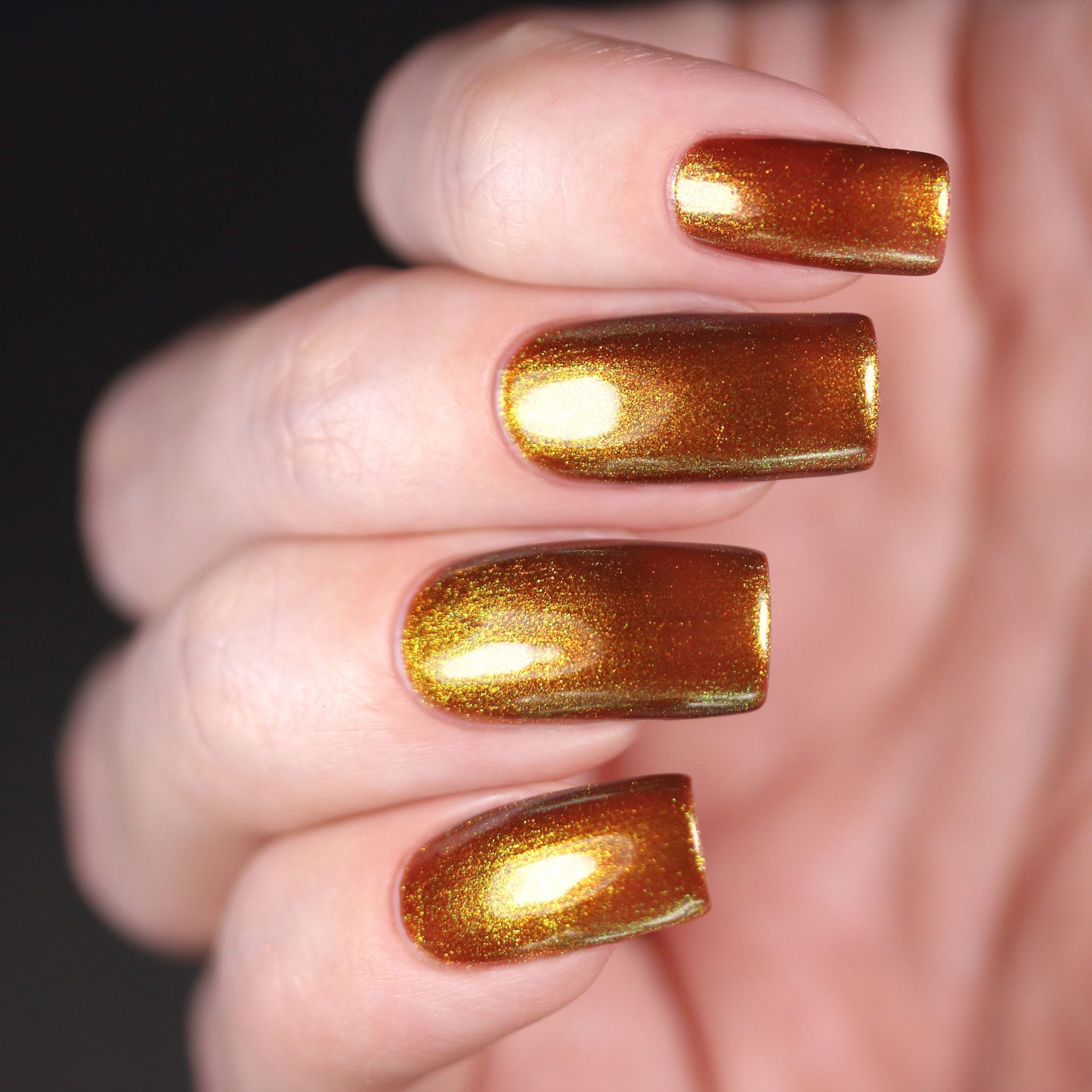 Moo Moo's Signatures Bracelet of Anubis Color4Nails