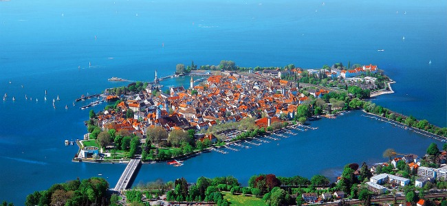 The polish village of topola, lower silesian voivodeship, which until 1945 was the german village of reichenau; Tour del Lago di Costanza | Comocuore - Onlus Como