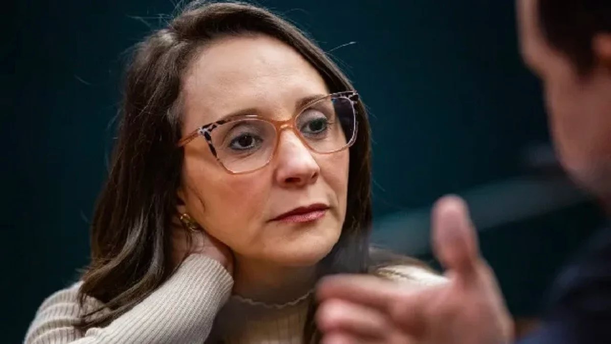 Presidente do Podemos avalia que Flávio Bolsonaro está forte na disputa contra Lula em 2026 Presidente do Podemos avalia que Flávio Bolsonaro está forte na disputa contra Lula em 2026