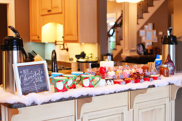 While they photographed these sweets, the staff c. 16 Party Bar Ideas - C.R.A.F.T.
