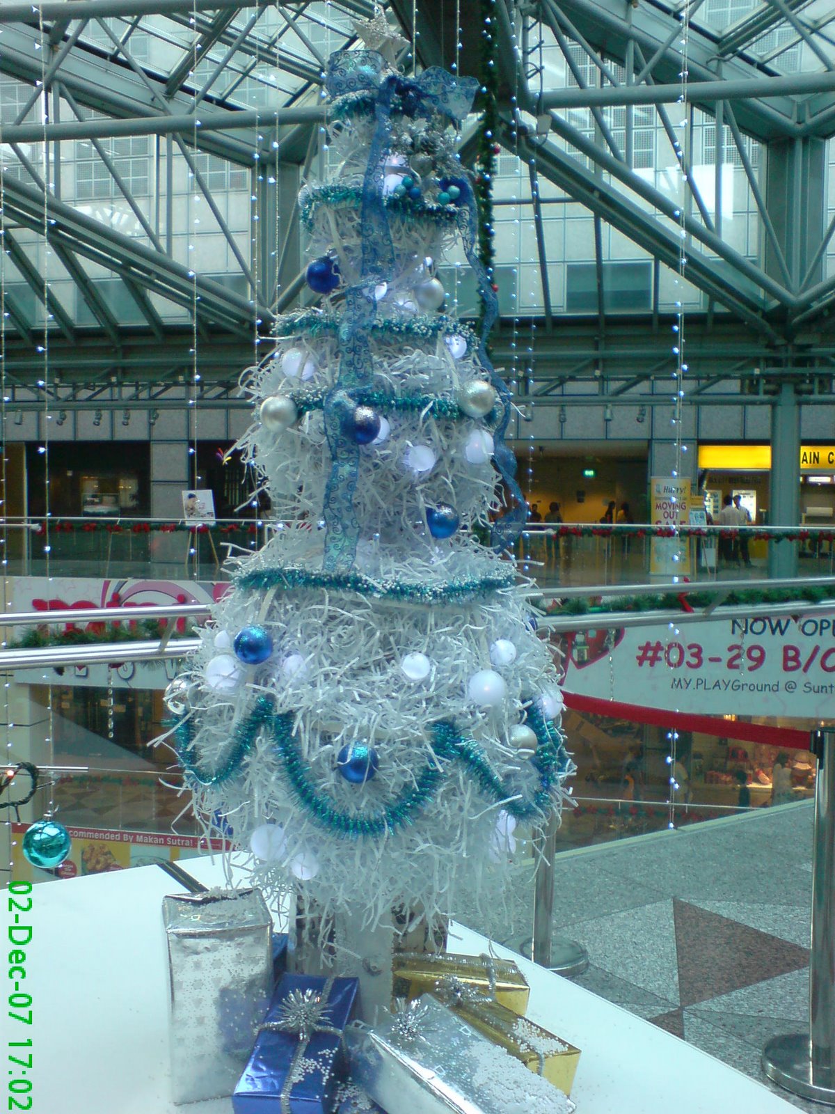 Sure, a freshly cut christmas tree smells great — for a few weeks while you're also dealing with the high cost, the hauling home, the dog drinking its water and the eventual crispy fire hazard it becomes. Unique Christmas Tree Ideas - C.R.A.F.T.