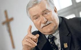 Walesa: los consejos y las realidades