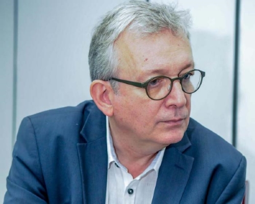 Otro comunista de visita en Cuba