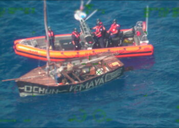 Crisis migratoria: Guardia Costera de EE. UU. repatría a 46 balseros cubanos