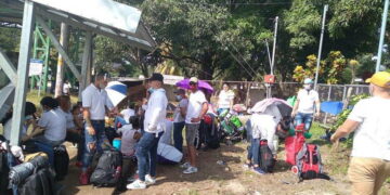 Migrantes cubanos en la frontera entre Costa Rica y Nicaragua