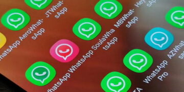 Versiones piratas de WhatsApp, Cubanos