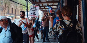 Cubanos, Nueva York, Exilio, enfrentamiento, Grupos procastristas