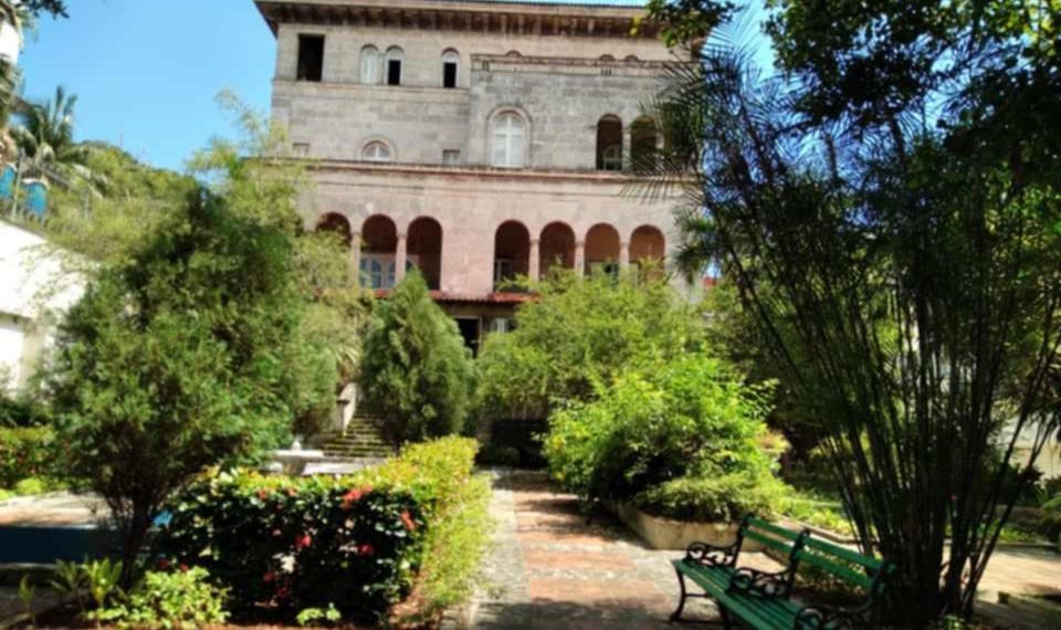 Orestes Ferrara, Cuba, mambí, museo napoleónico, Máximo Gómez