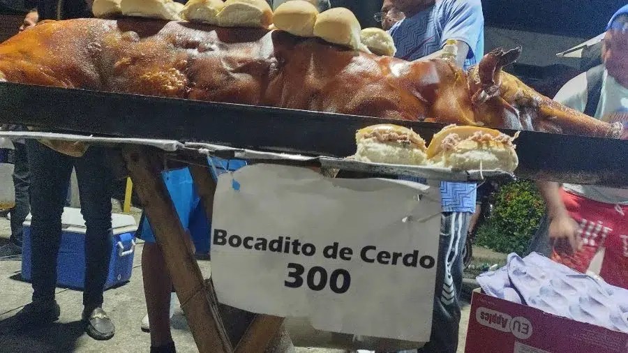 300 pesos por un bocadito de cerdo
