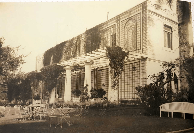 Casa Emilia Hidalgo de Connil ,Vedado, jardines 1914