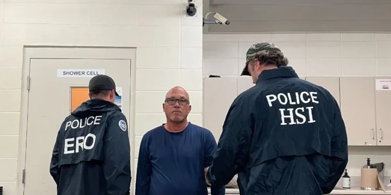 Jorge Luis Vega García, conocido como Veguita, bajo custodia del HSI