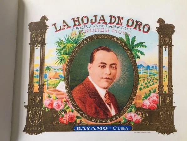 Etiqueta de una caja de tabacos Moya