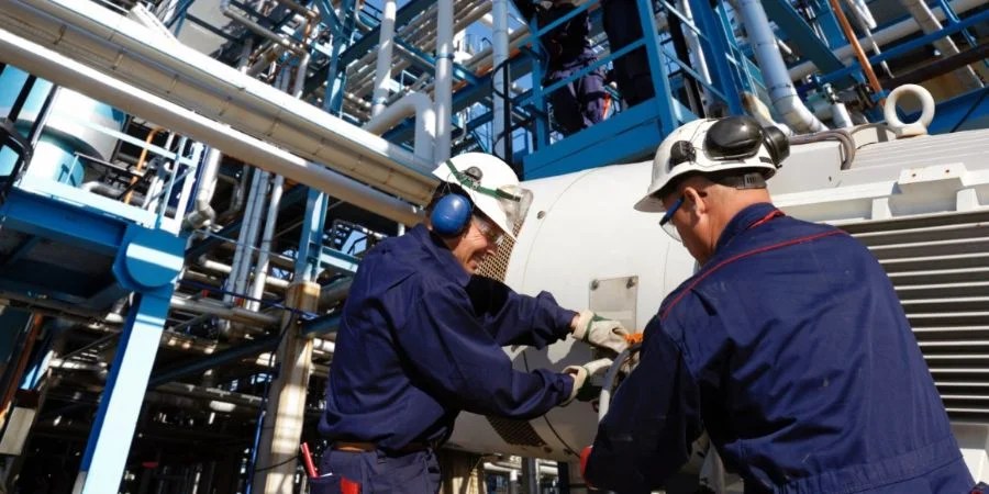 Trabajadores en Fort Saskatchewan, Alberta. Canadá